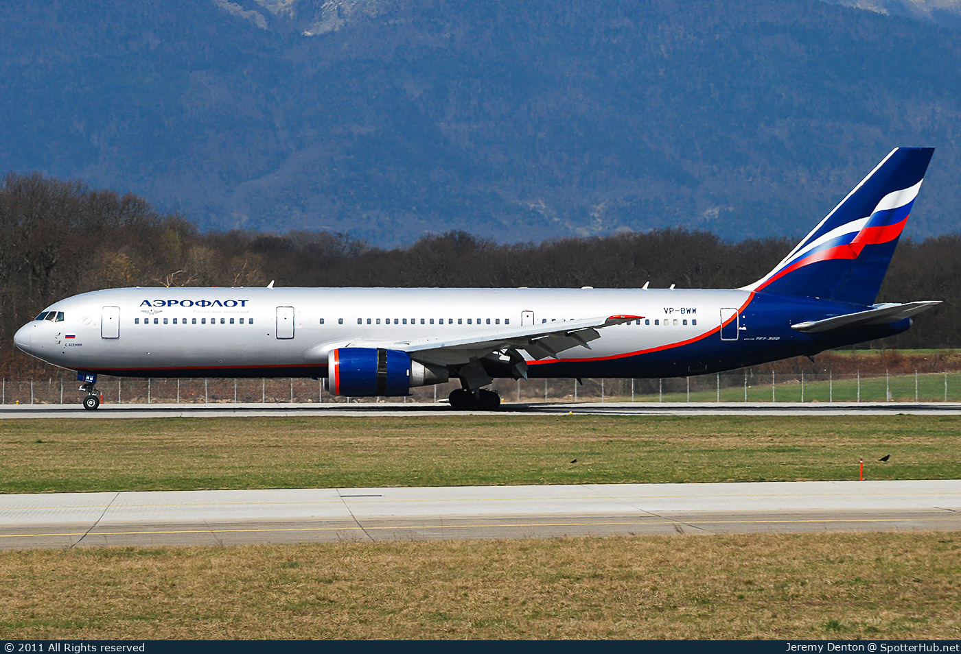 Photo of VP-BWW - Boeing 767-306(ER) operated by Aeroflot