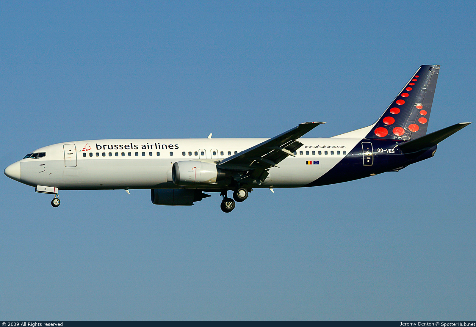 Photo of OO-VES - Boeing 737-43Q operated by Brussels Airlines