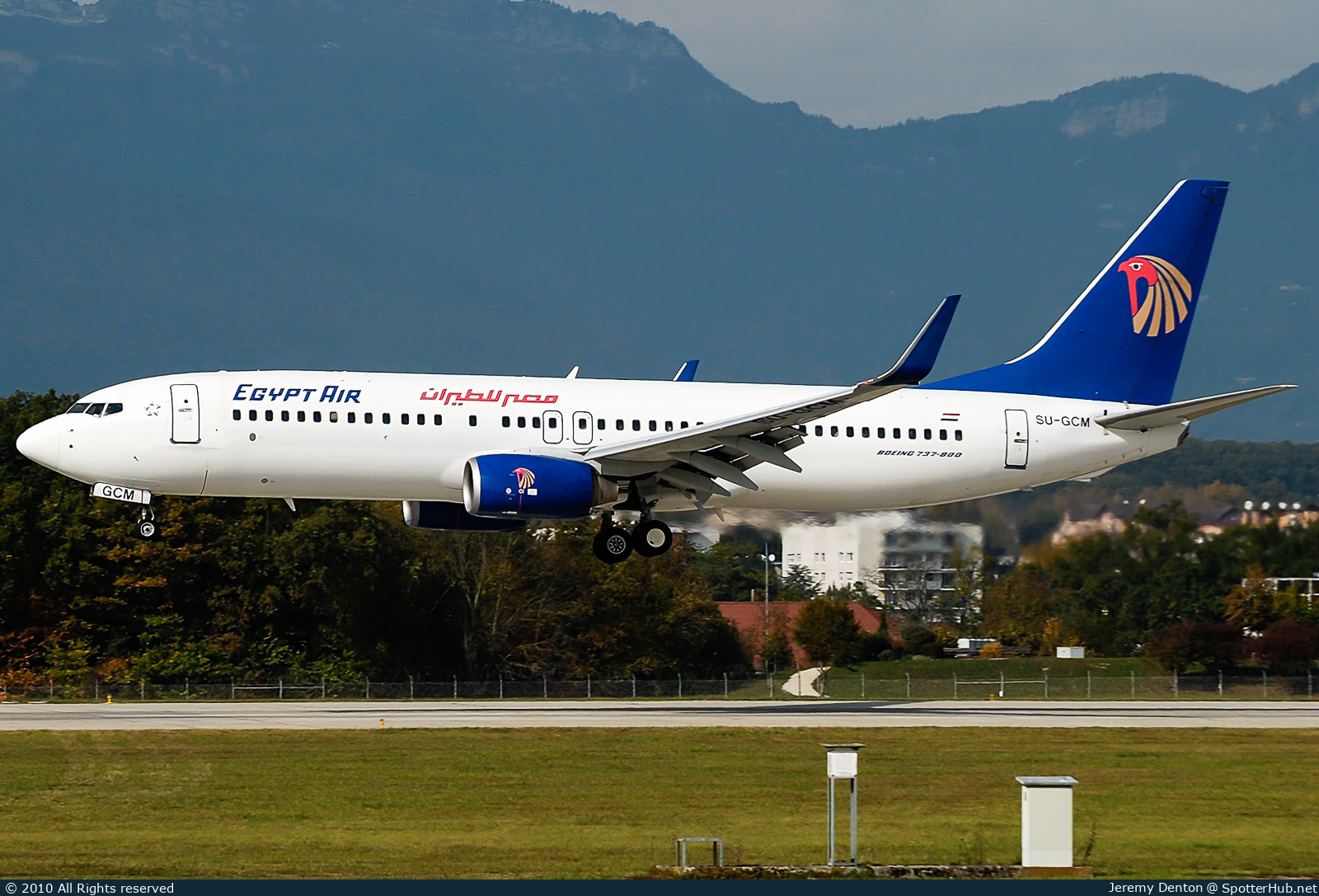 Photo of SU-GCM - Boeing 737-866 operated by Egyptair