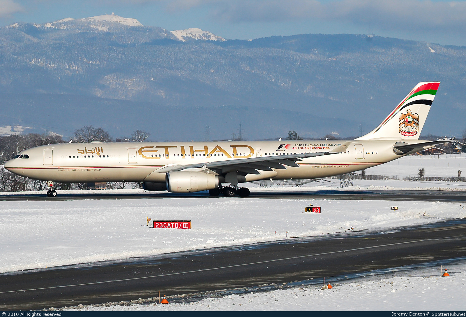 Photo of A6-AFB - Airbus A330-343 operated by Etihad Airways