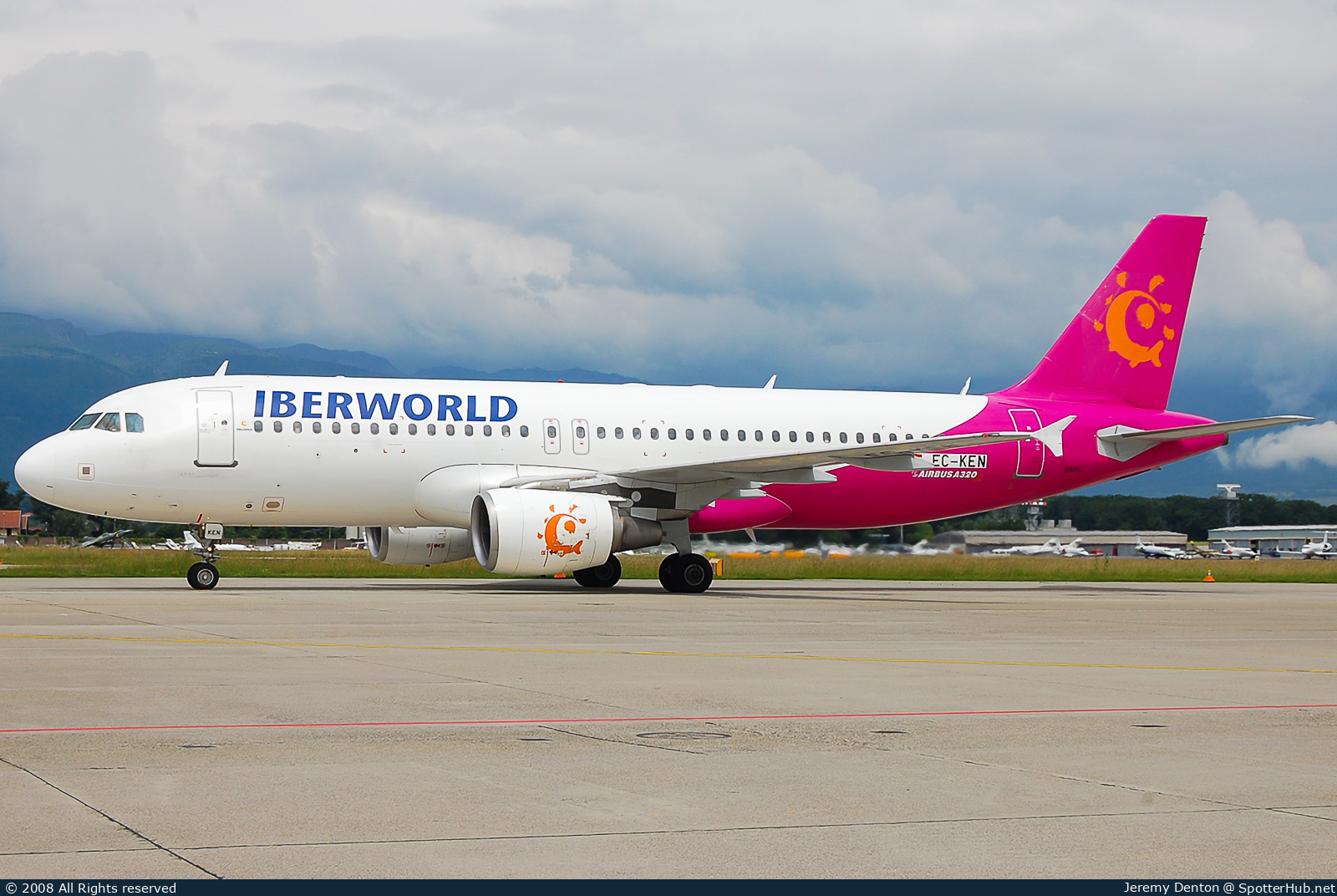 Photo of EC-KEN - Airbus A320-214 operated by Iberworld Airlines
