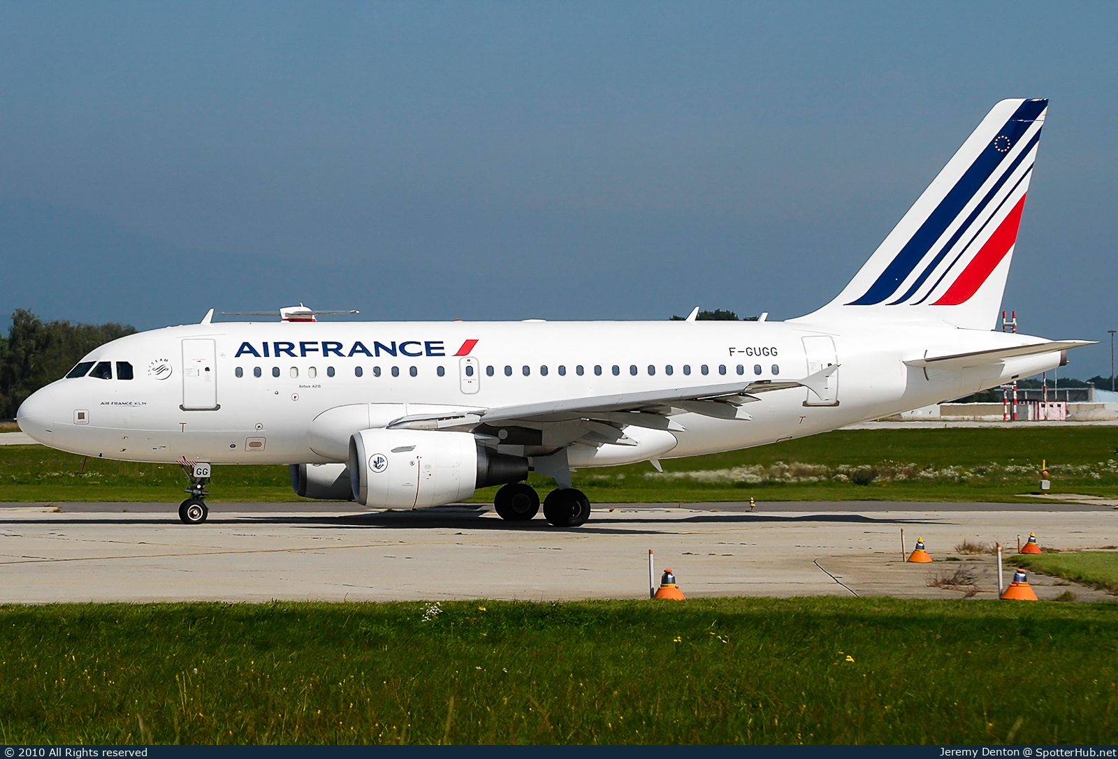 Photo of F-GUGG - Airbus A318-111 operated by Air France