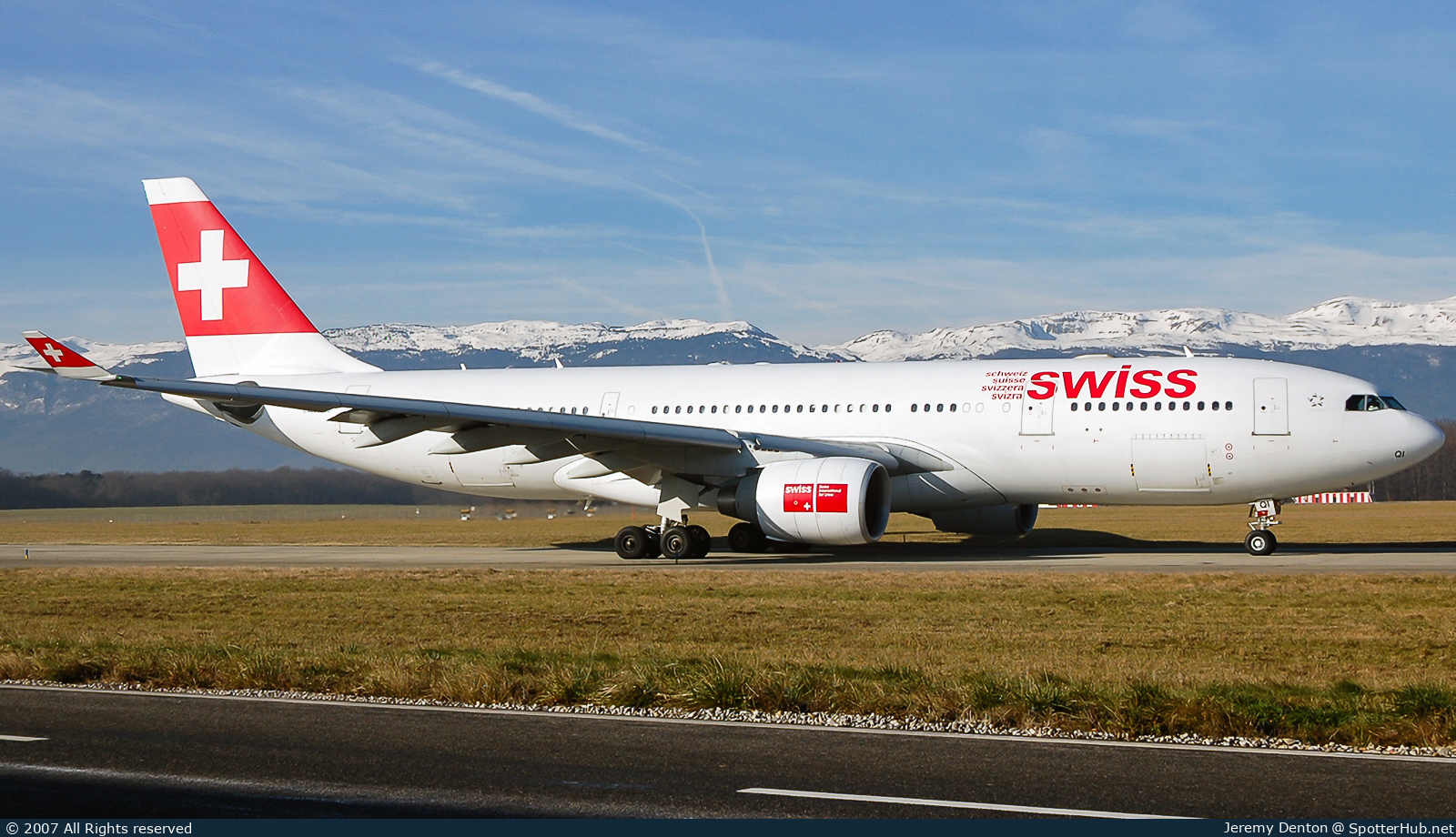 Photo of HB-IQI - Airbus A330-223 operated by Swiss International Air Lines