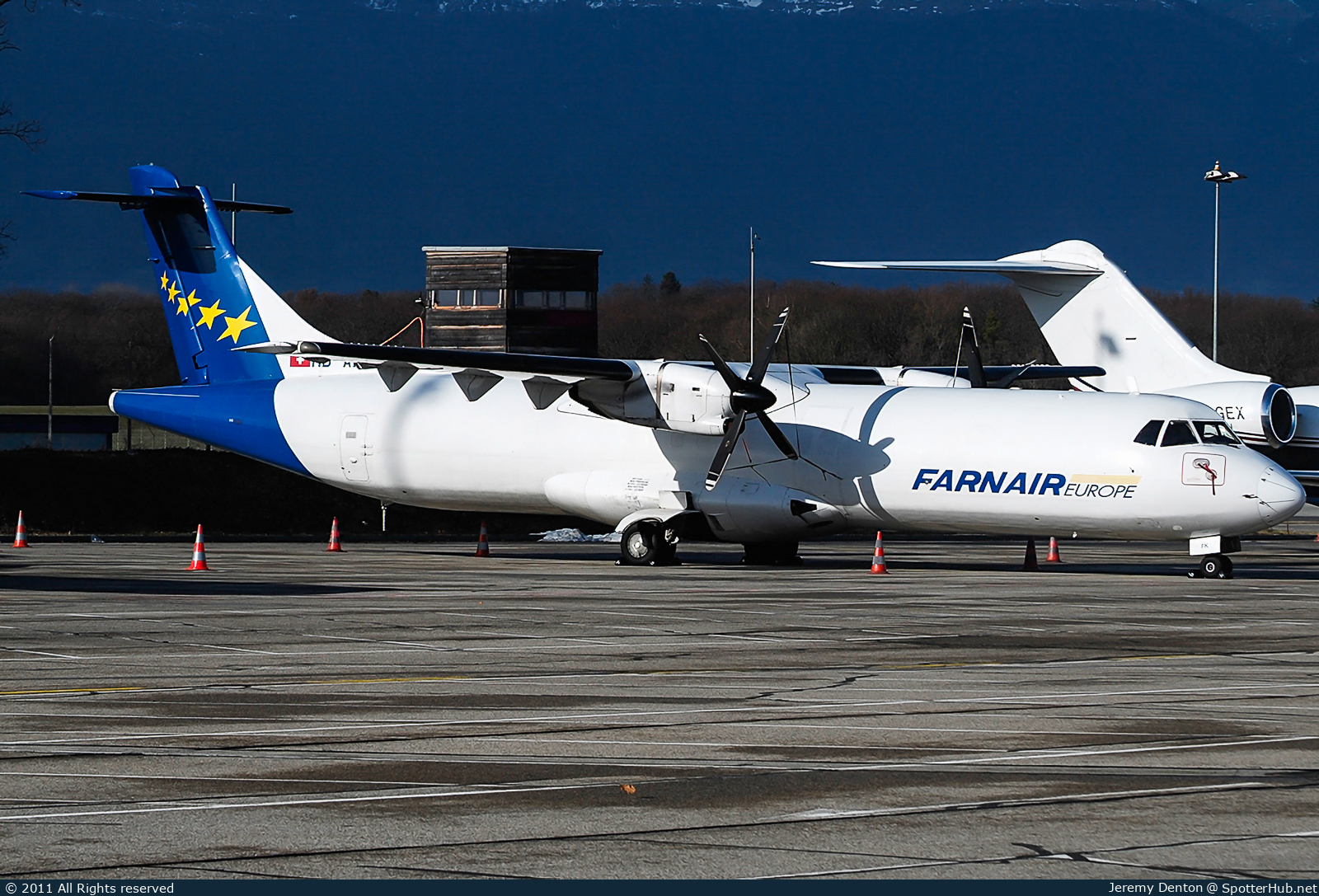 Photo of HB-AFK - ATR 72-202(F) operated by Farnair Switzerland