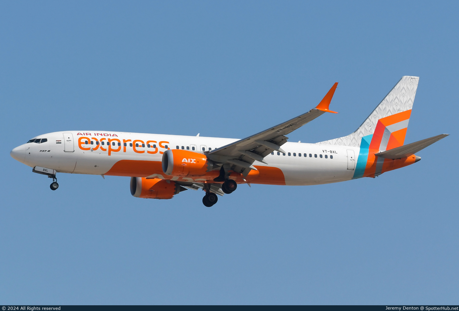 Photo of VT-BXL - Boeing 737 MAX 8 operated by Air India Express