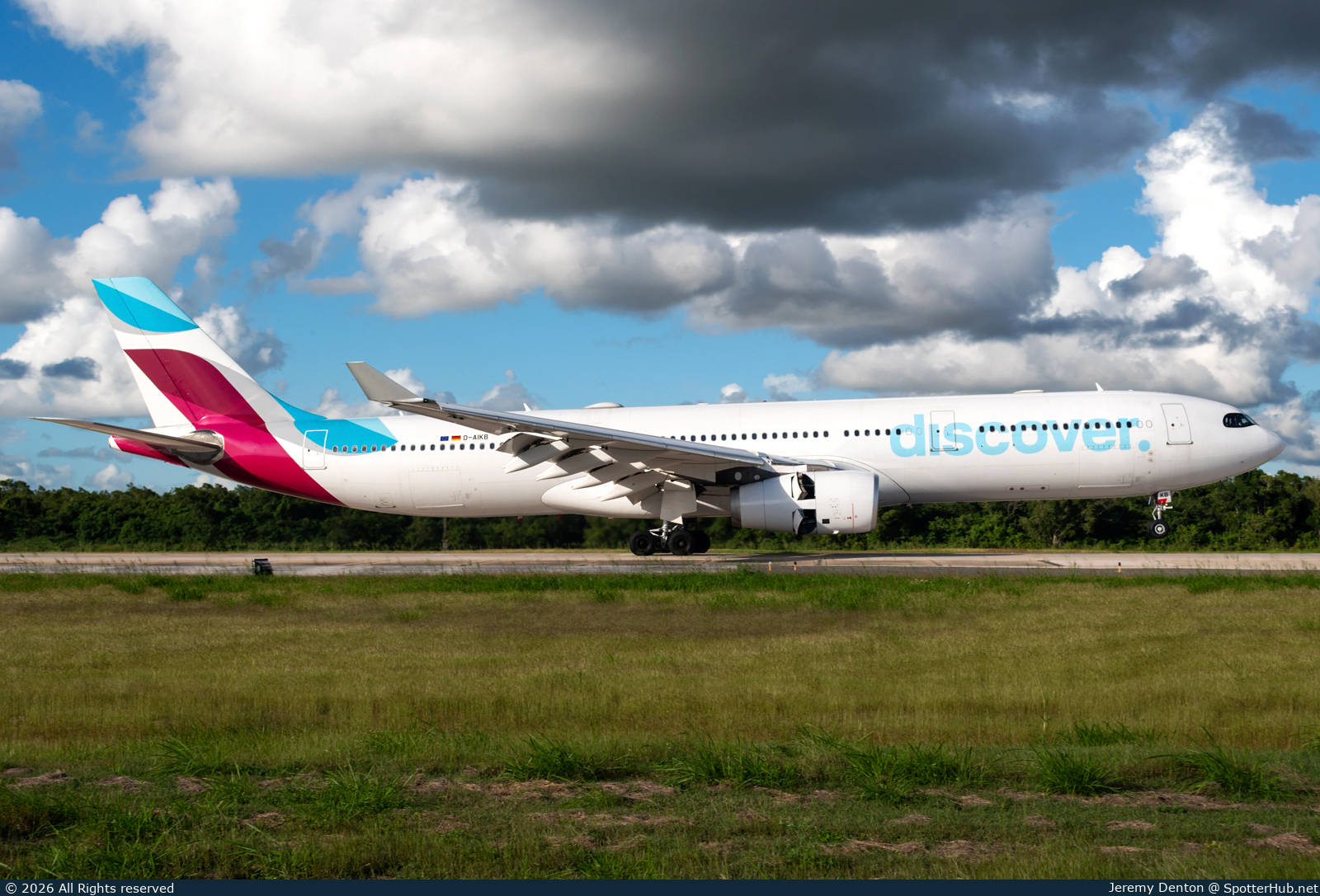 Photo of D-AIKB - Airbus A330-343 operated by Discover Airlines