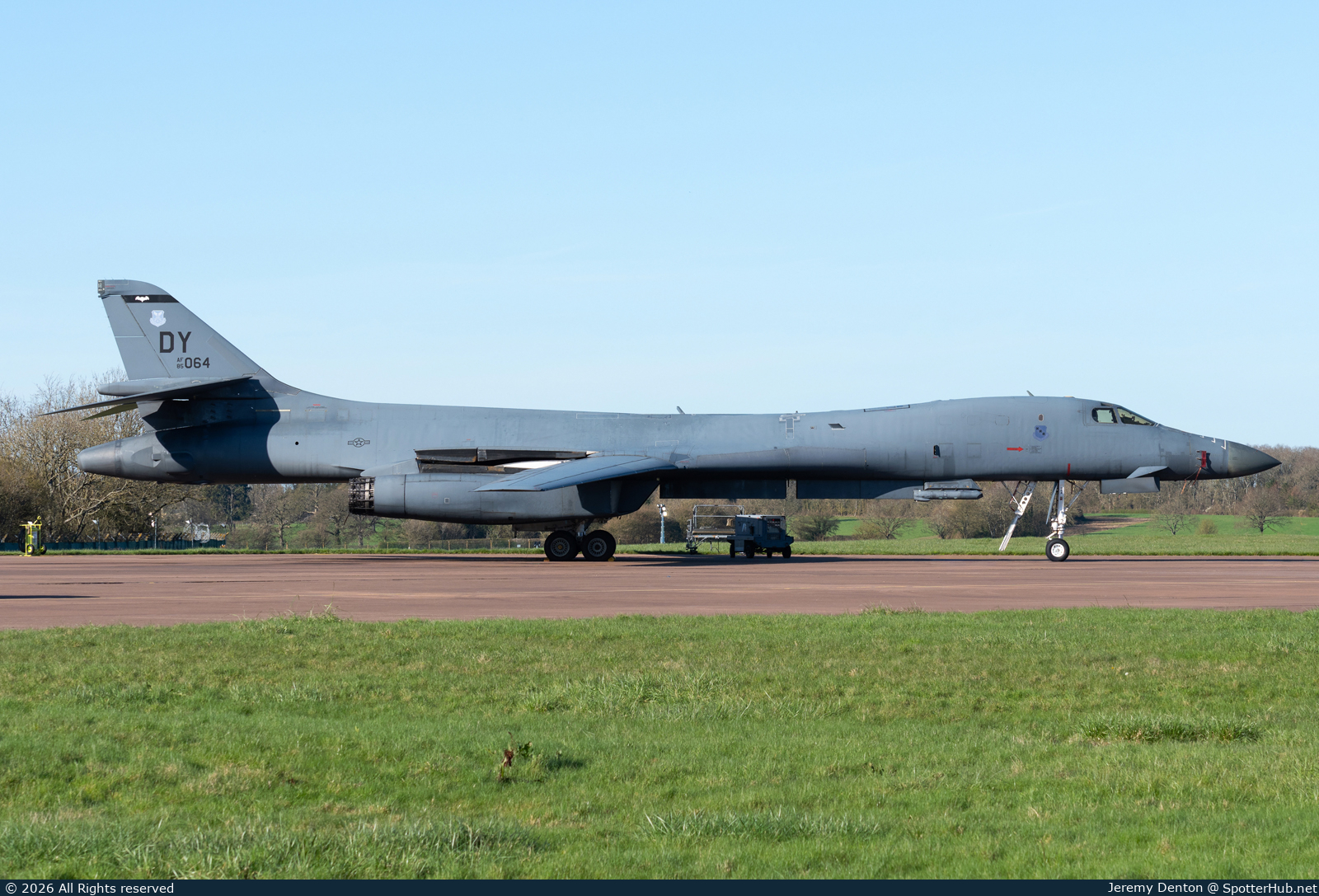 Photo of 85-0064 - Rockwell B-1B Lancer operated by US Air Force