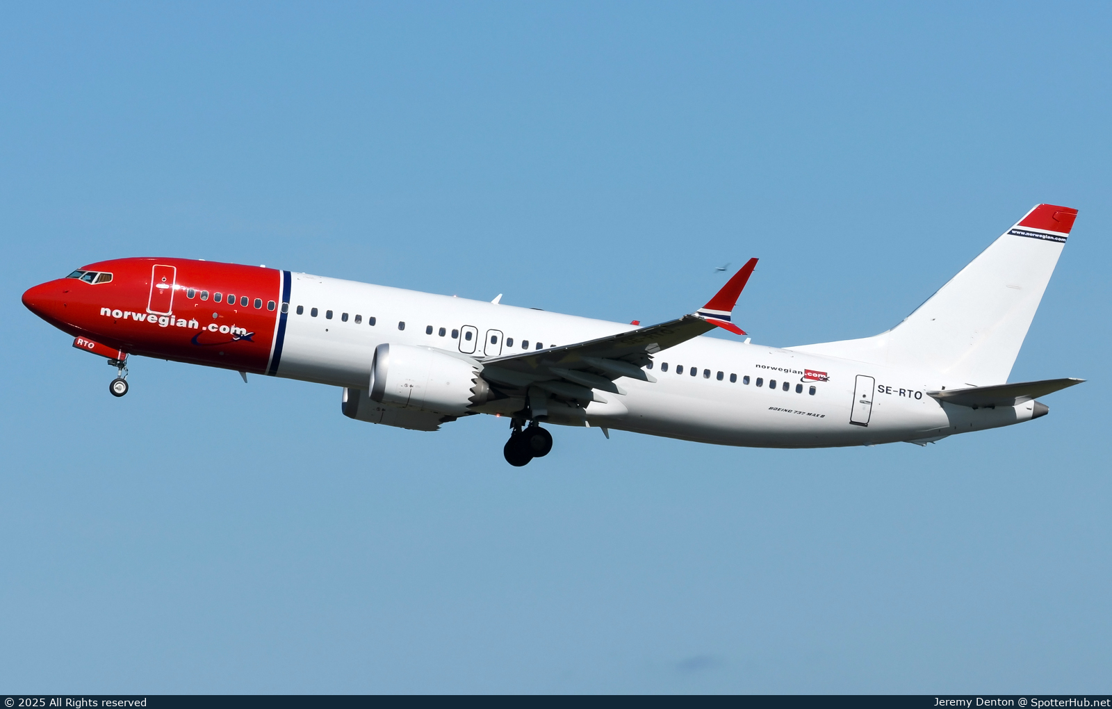 Photo of SE-RTO - Boeing 737 MAX 8 operated by Norwegian Air Sweden