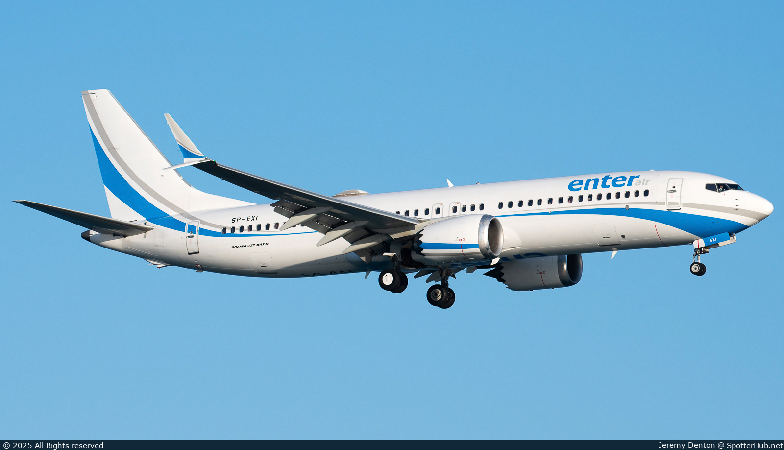 Photo of SP-EXI - Boeing 737 MAX 8 operated by Enter Air