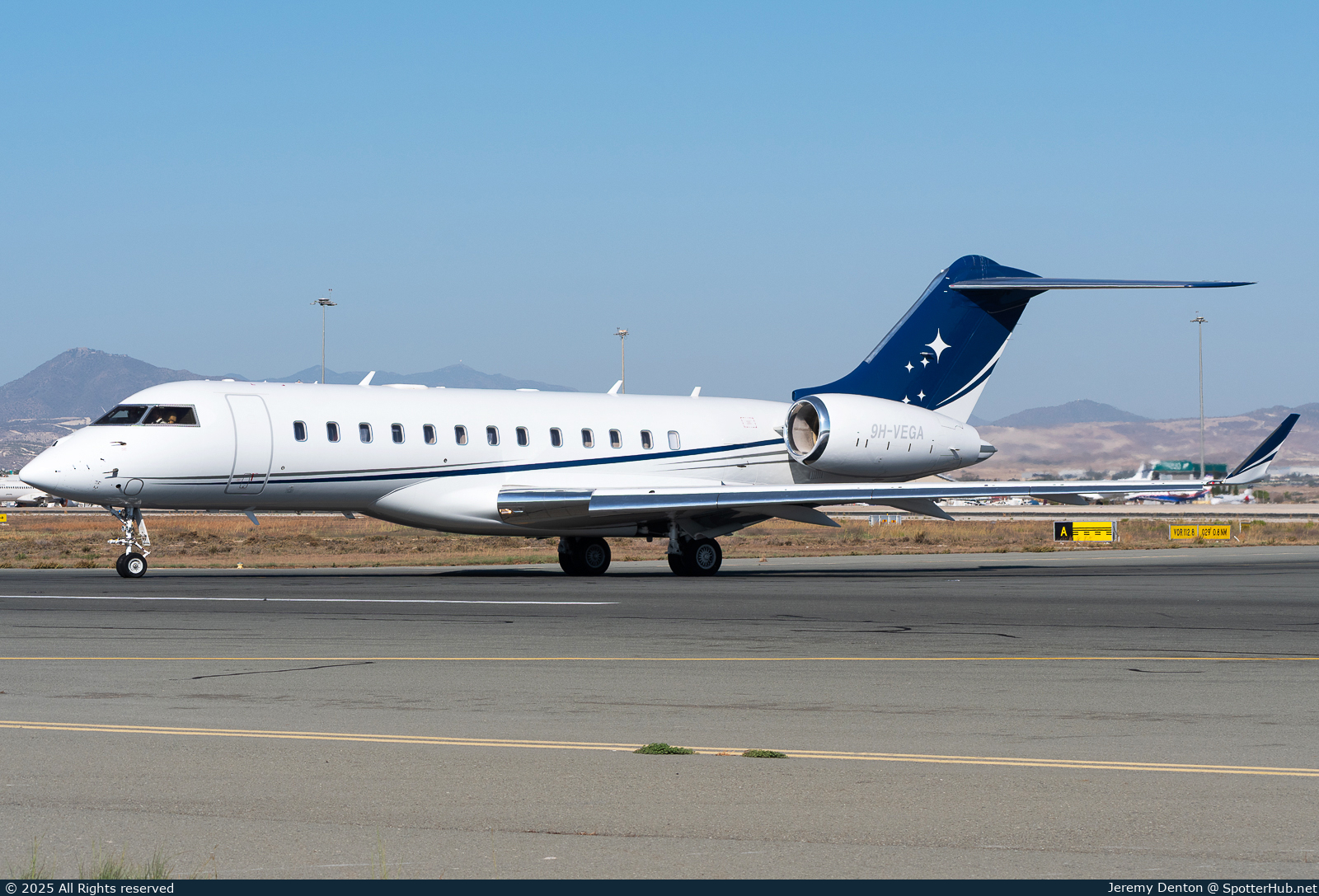 Photo of 9H-VEGA - Bombardier Global 6000 operated by Hyperion Aviation