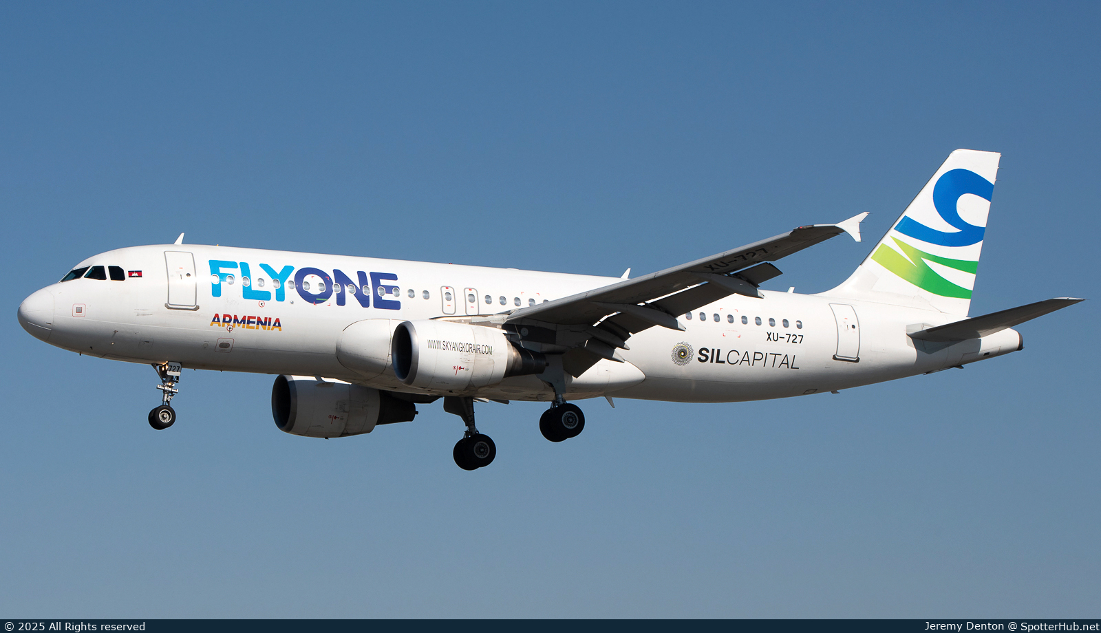 Photo of XU-727 - Airbus A320-214 operated by FlyOne Armenia (opb Sky Angkor Airlines)