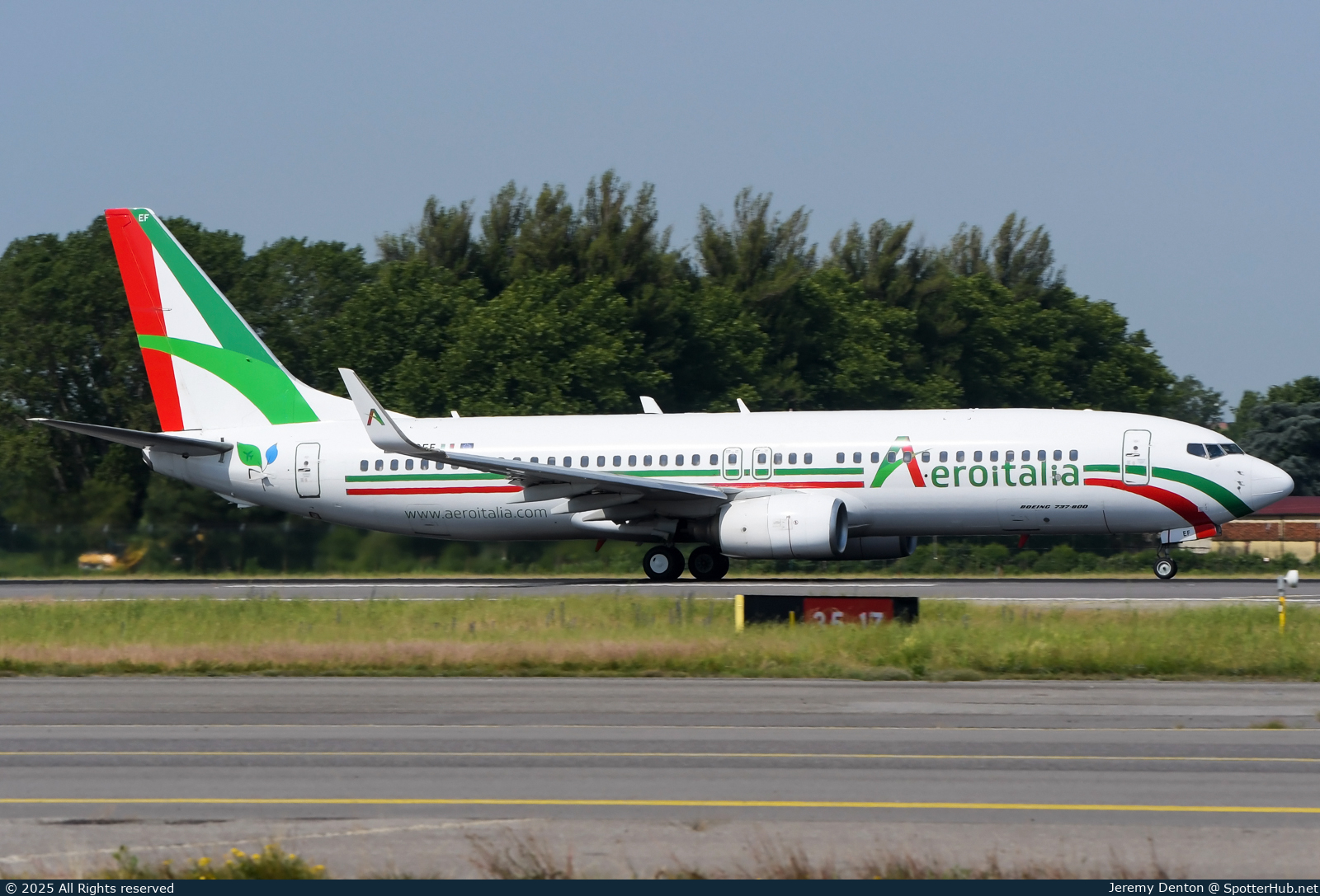 Photo of 9H-GEF - Boeing 737-86Q operated by Aeroitalia