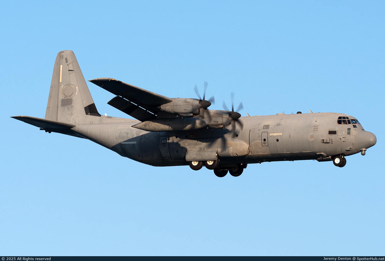 Photo of 662 - Lockheed Martin C-130J-30 Super Hercules operated by Israeli Air Force