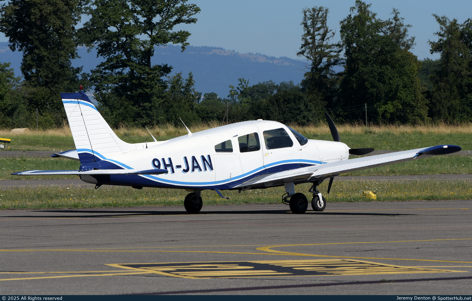 Photo of 9H-JAN - Piper PA-28-161 Warrior II operated by Private