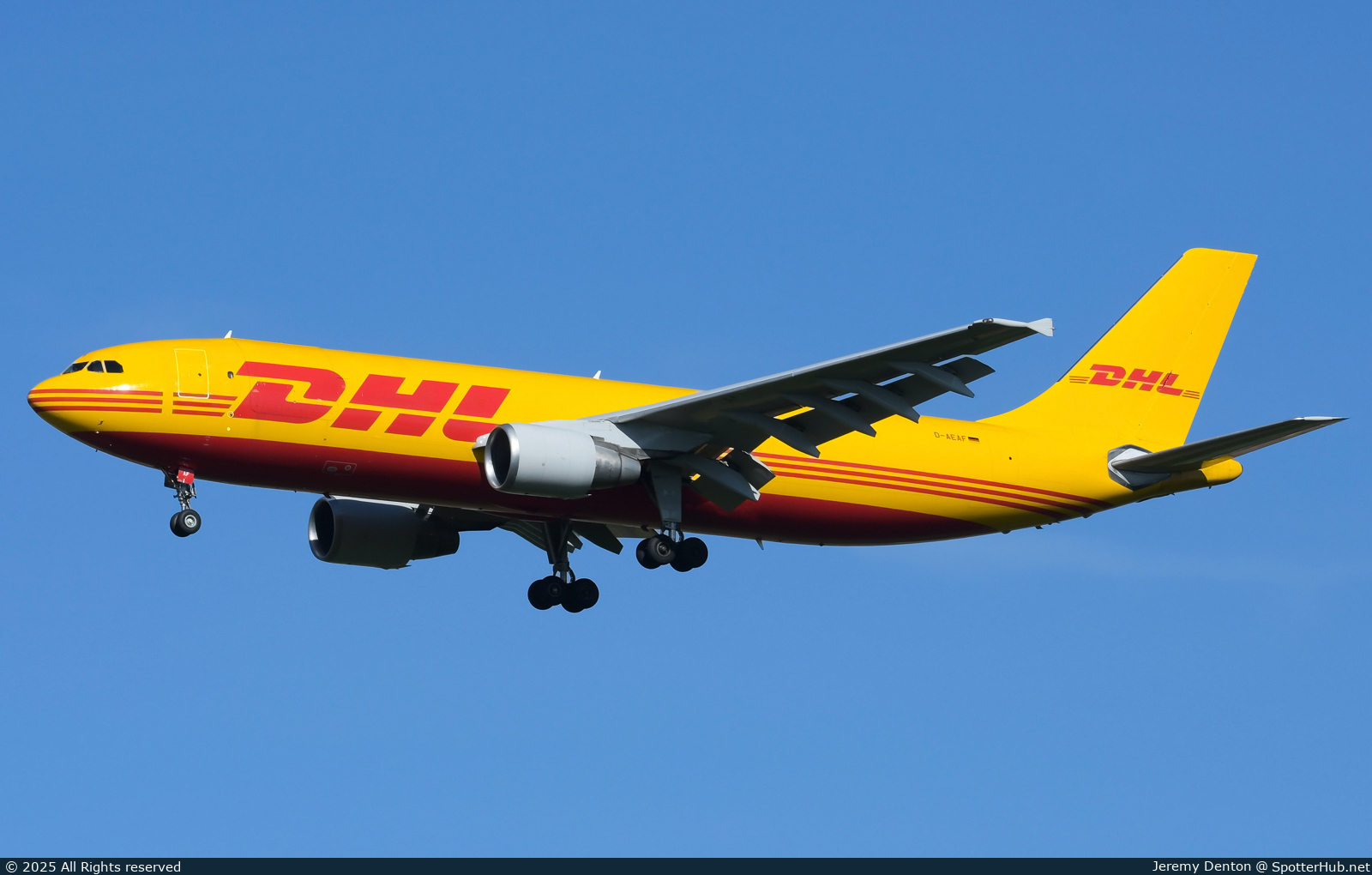 Photo of D-AEAF - Airbus A300B4-622R(F) operated by European Air Transport
