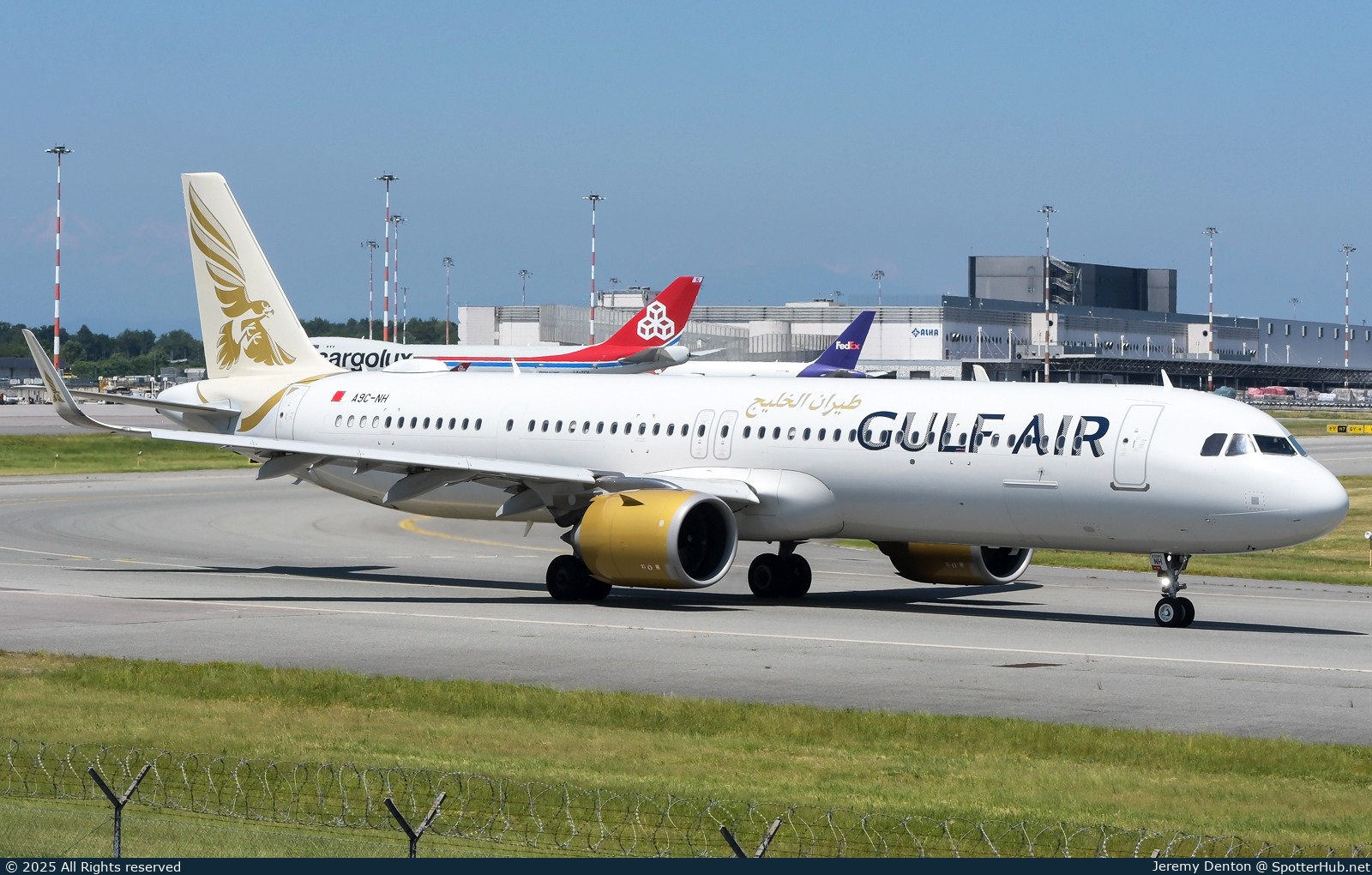 Photo of A9C-NH - Airbus A321-253NX operated by Gulf Air