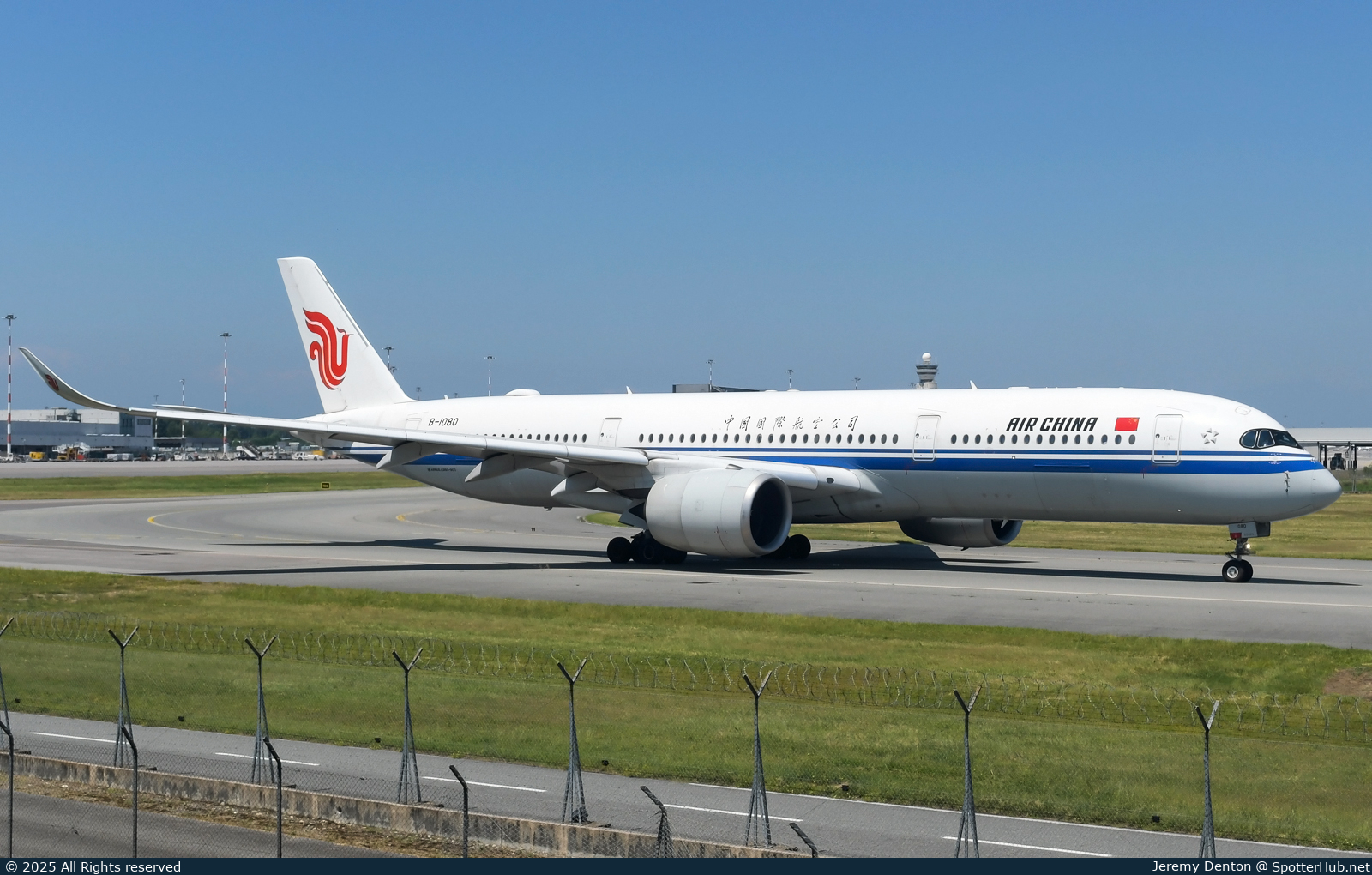 Photo of B-1080 - Airbus A350-941 operated by Air China