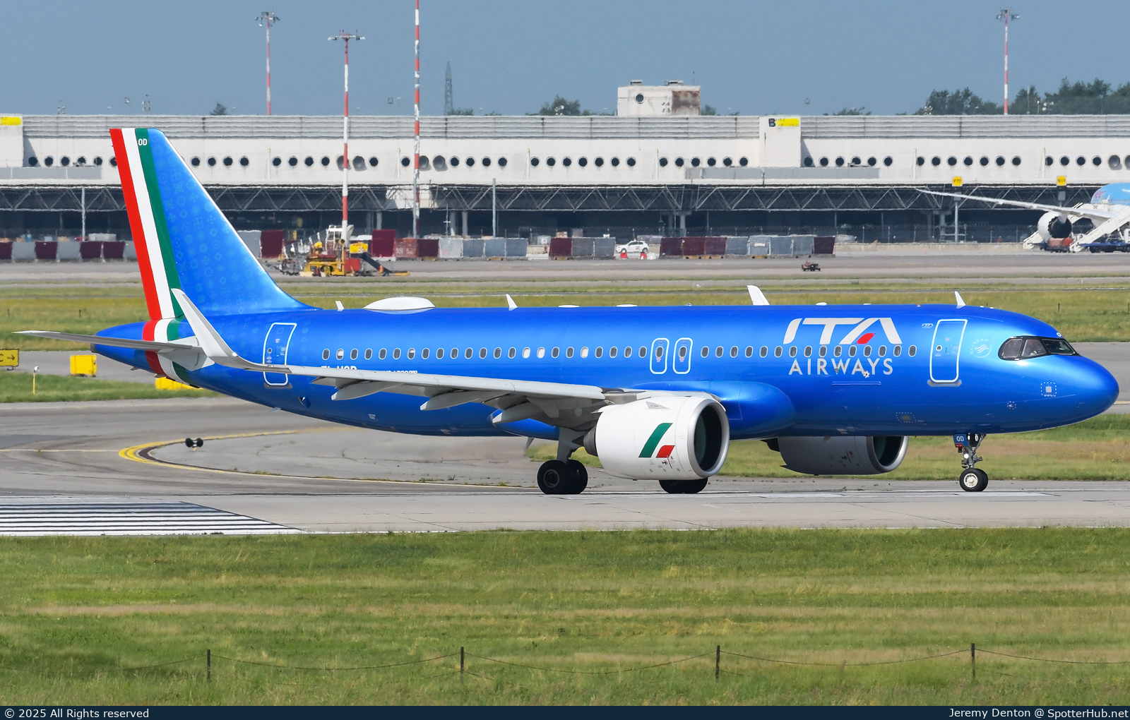 Photo of EI-HOD - Airbus A320-272N operated by ITA Airways