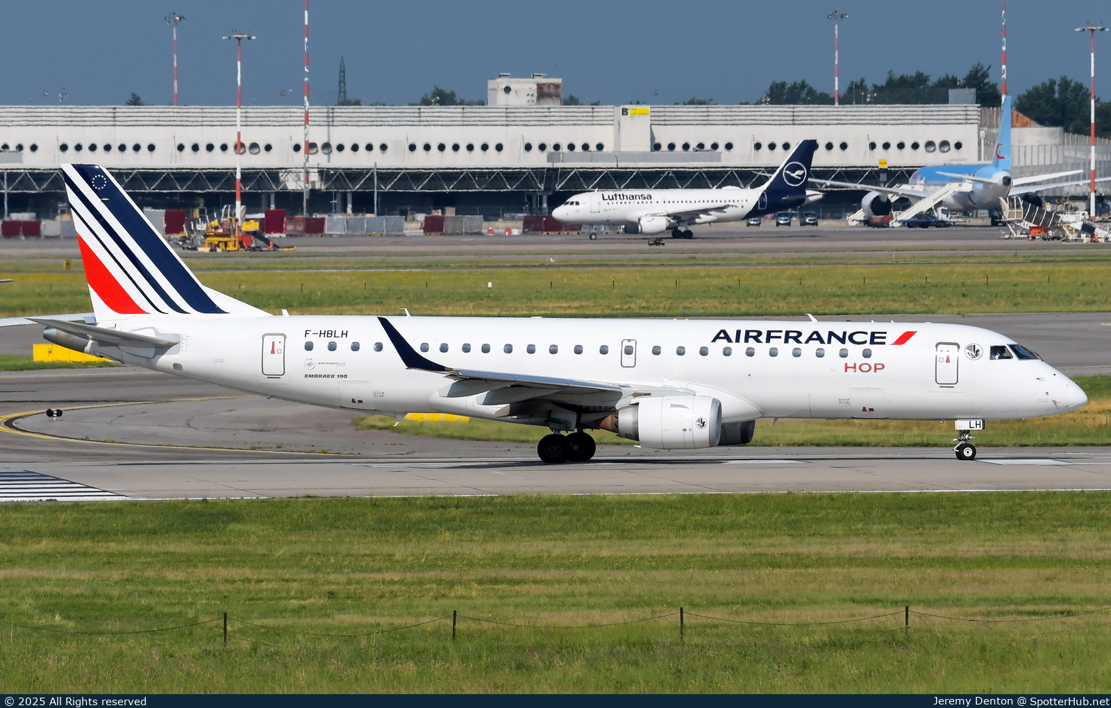 Photo of F-HBLH - Embraer ERJ-190STD operated by Air France HOP