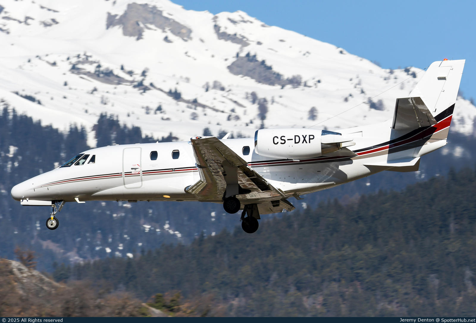 Photo of CS-DXP - Cessna 560XL Citation XLS operated by NetJets Europe