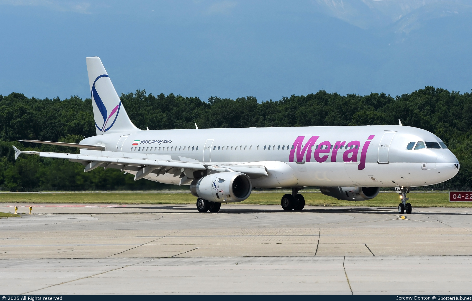 Photo of EP-SSN - Airbus A321-231 operated by Meraj Airlines