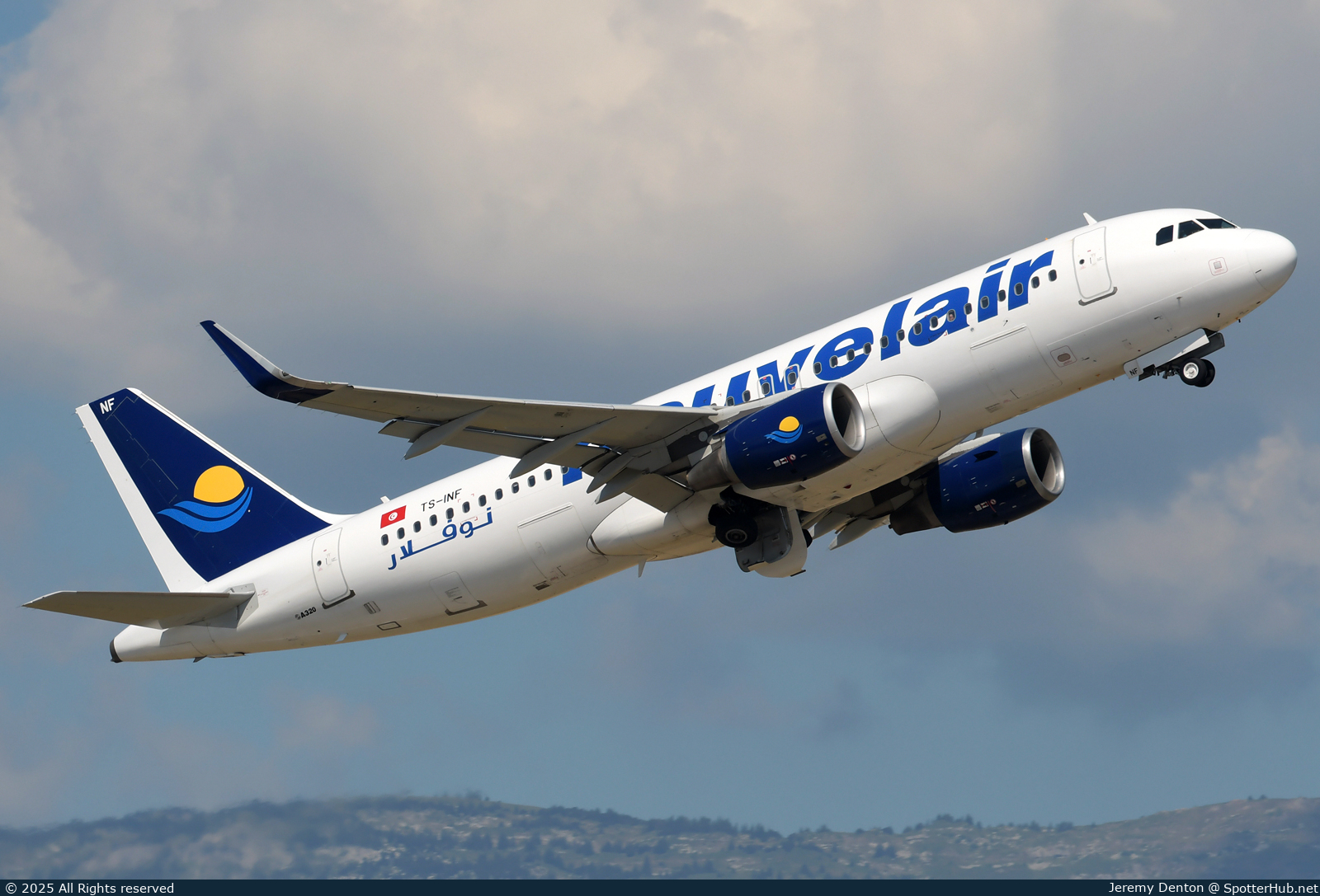 Photo of TS-INF - Airbus A320-214 operated by Nouvelair