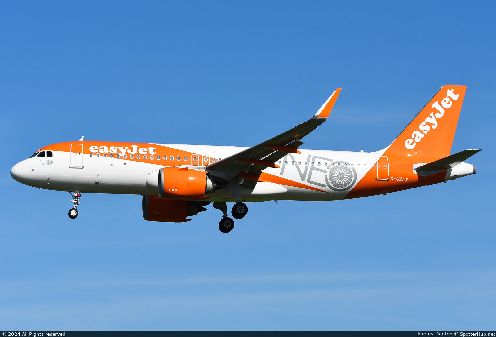 Photo of G-UZLX - Airbus A320-251N operated by easyJet