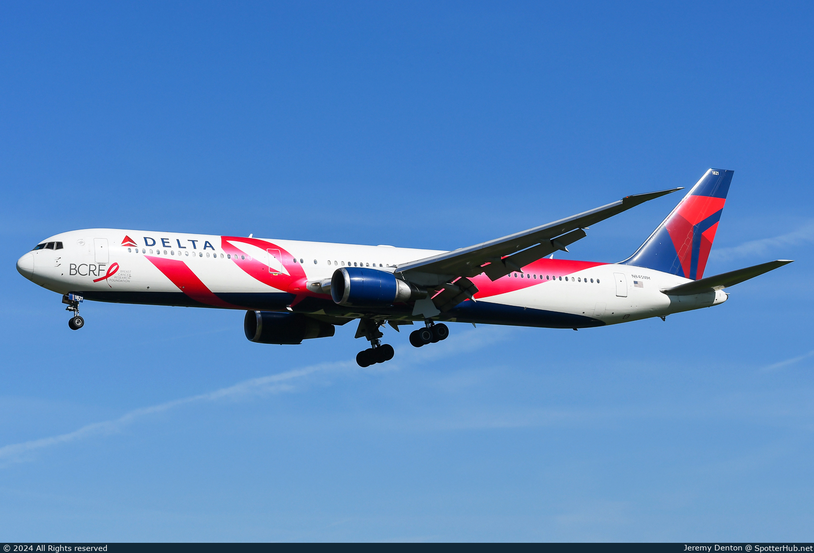 Photo of N845MH - Boeing 767-432(ER) operated by Delta Air Lines