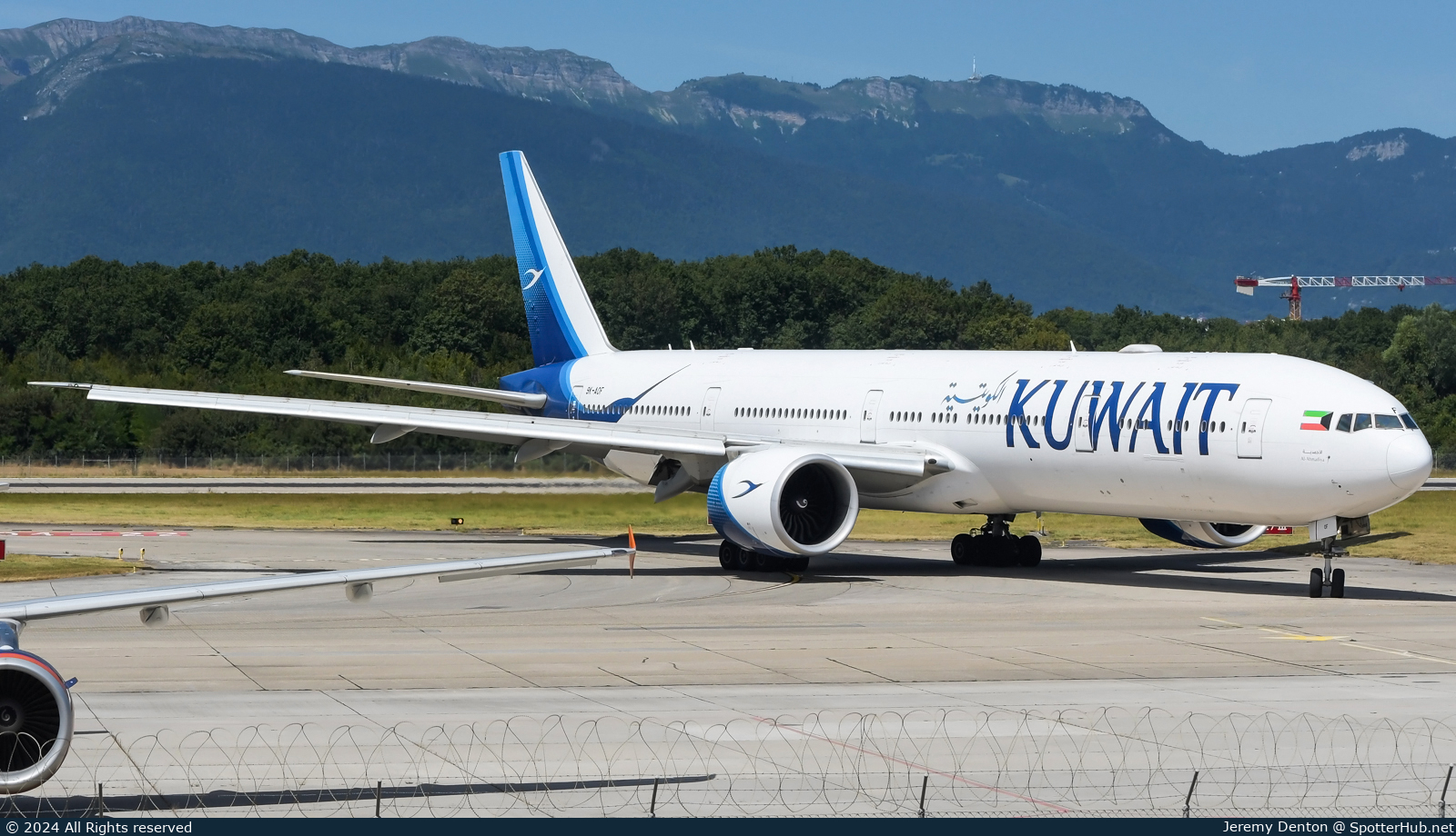 Photo of 9K-AOF - Boeing 777-369(ER) operated by Kuwait Airways