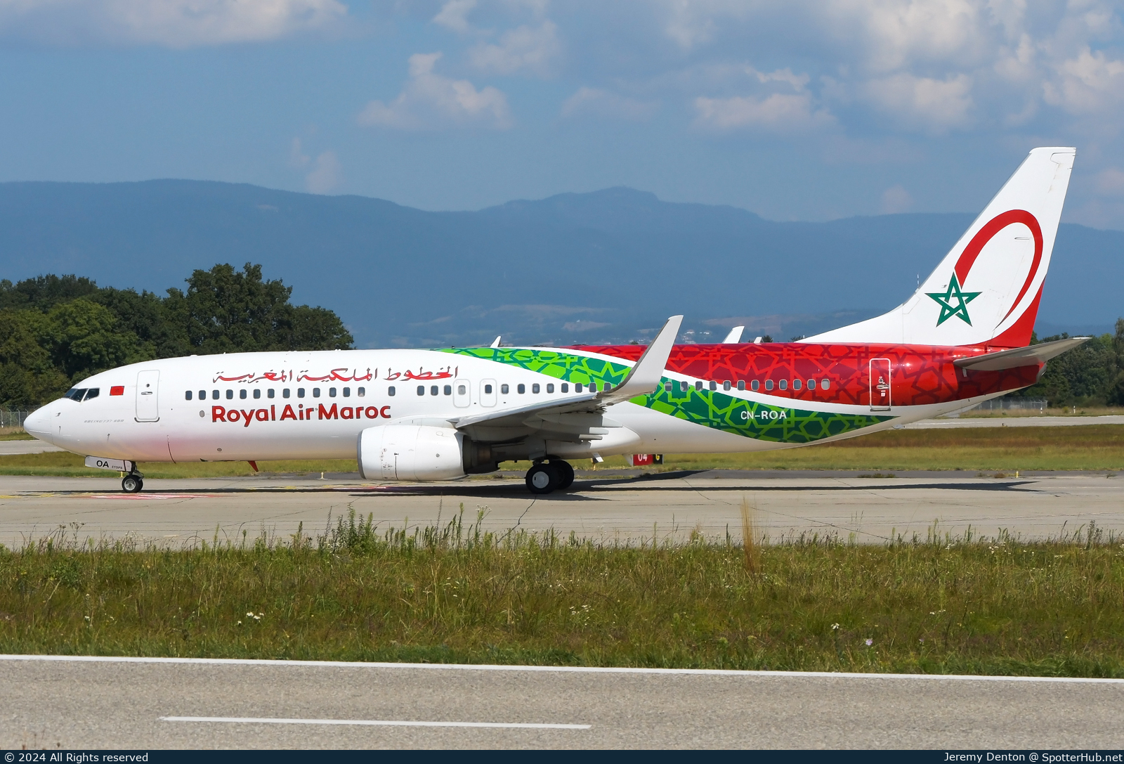 Photo of CN-ROA - Boeing 737-8B6 operated by Royal Air Maroc