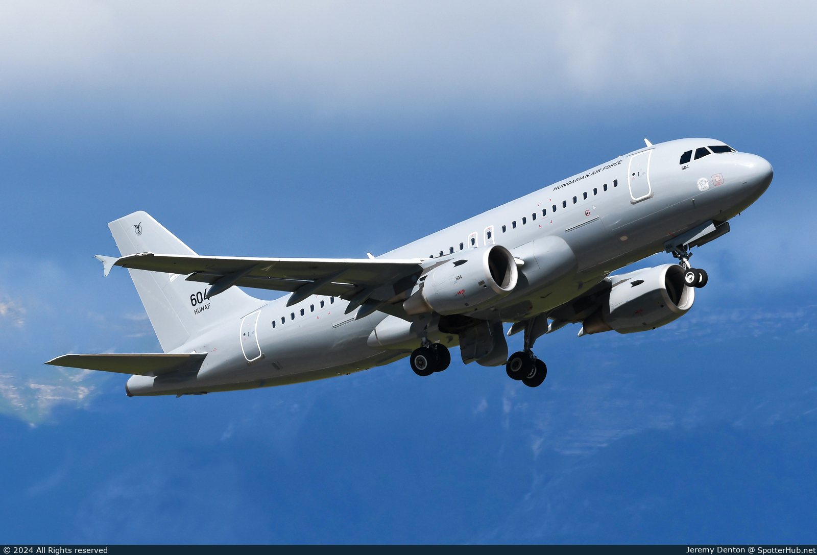 Photo of 604 - Airbus A319-112 operated by Hungarian Air Force