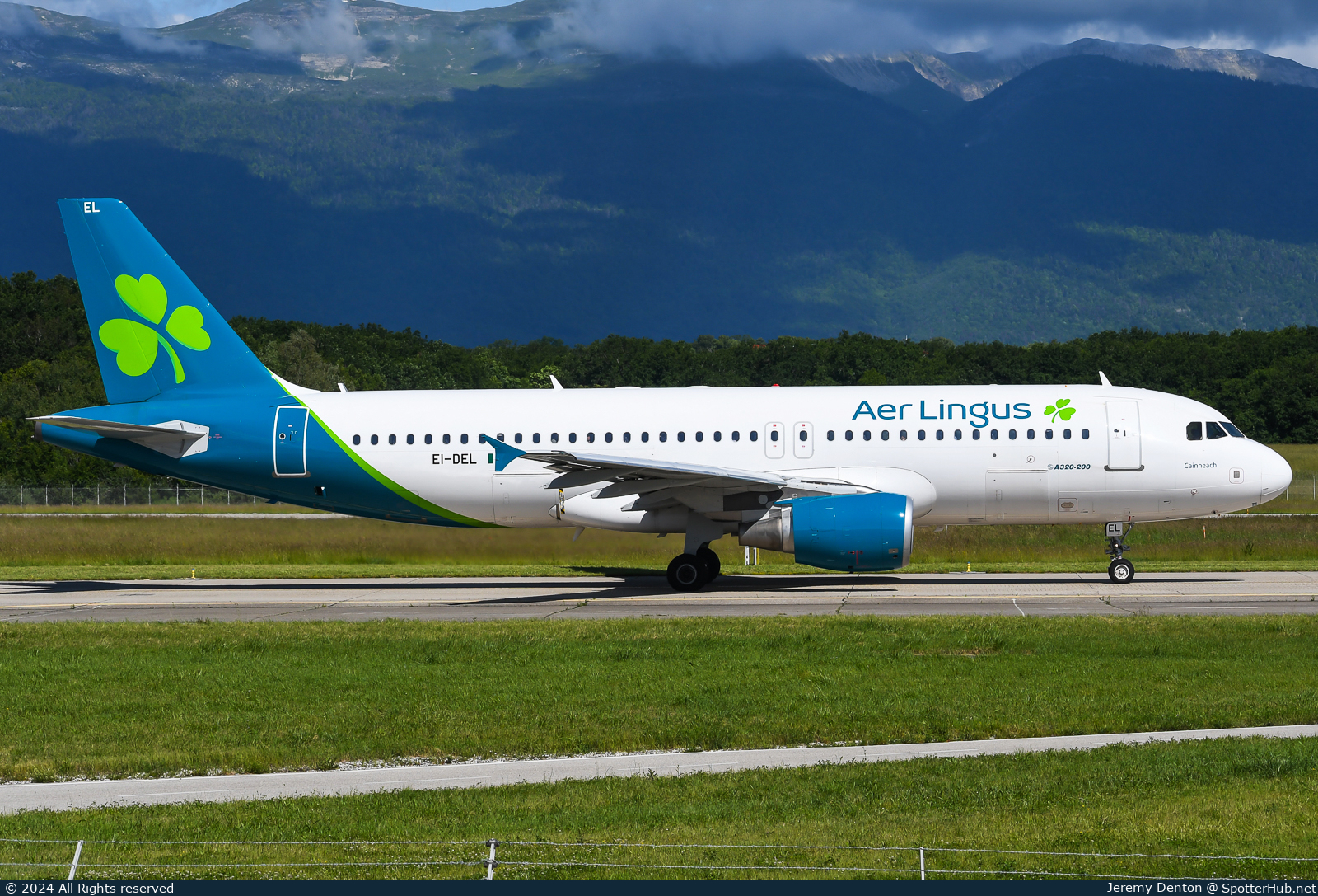 Photo of EI-DEL - Airbus A320-214 operated by Aer Lingus