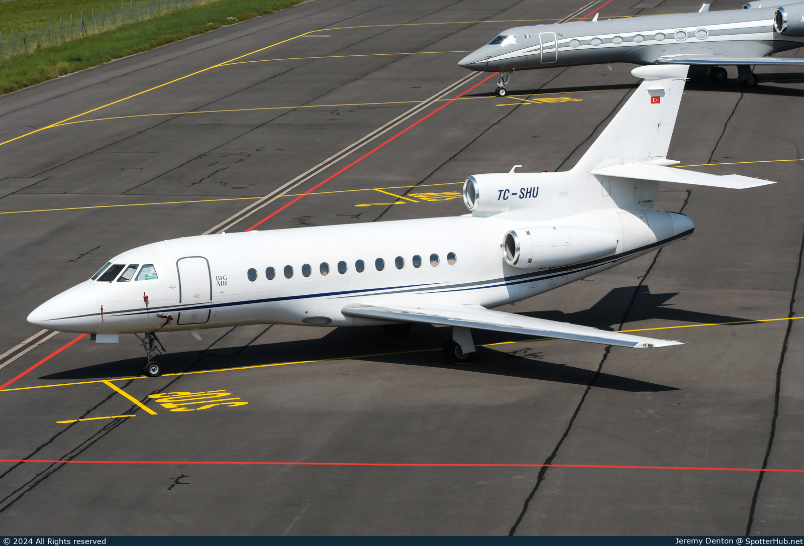 Photo of TC-SHU - Dassault Falcon 900DX operated by Genel Havacılık