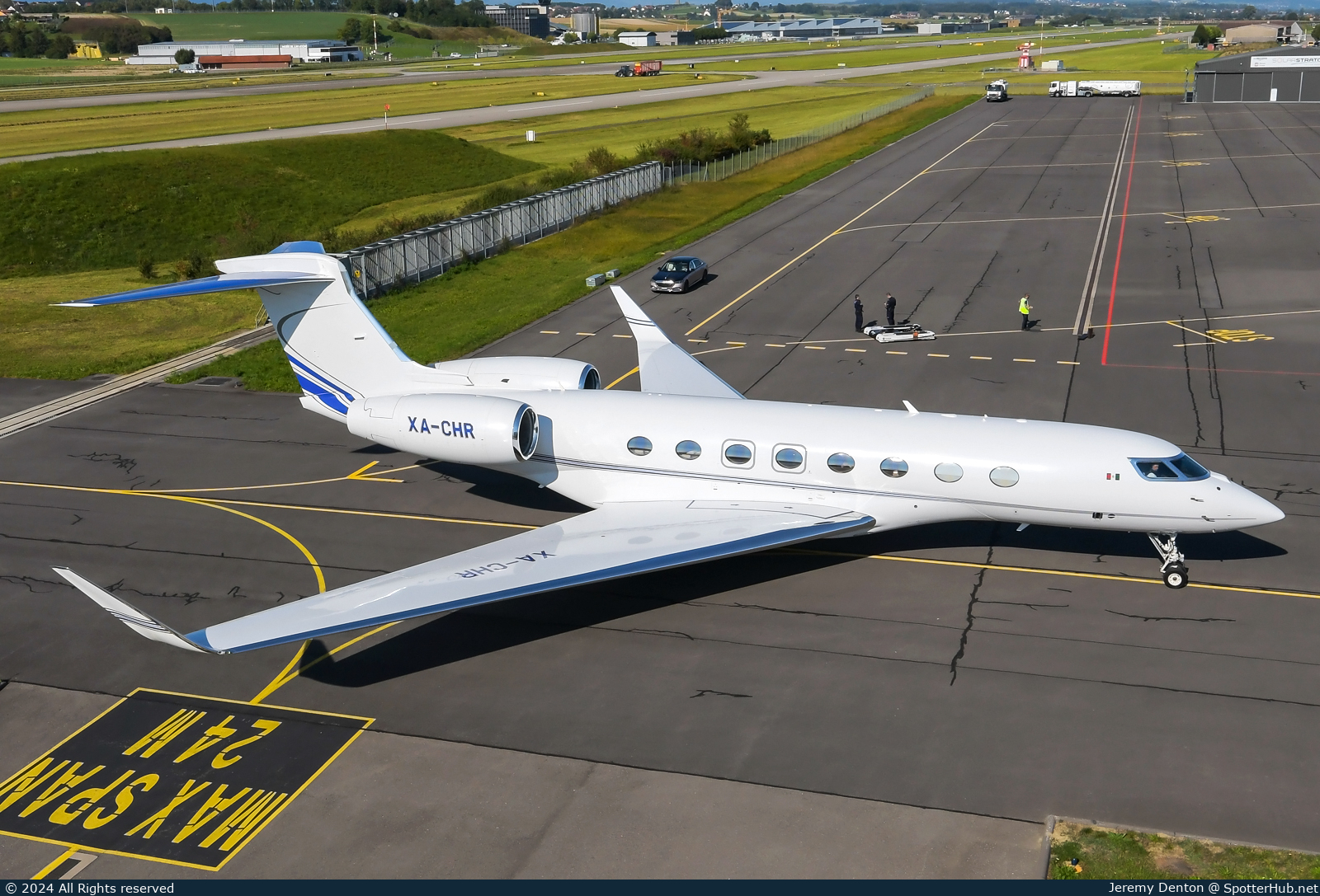 Photo of XA-CHR - Gulfstream G650 operated by OVESA Operadora de Vuelos Ejecutivos