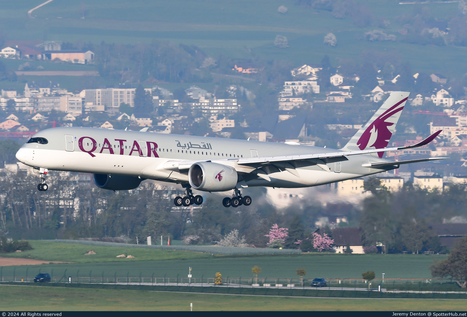 Photo of A7-ALM - Airbus A350-941 operated by Qatar Airways