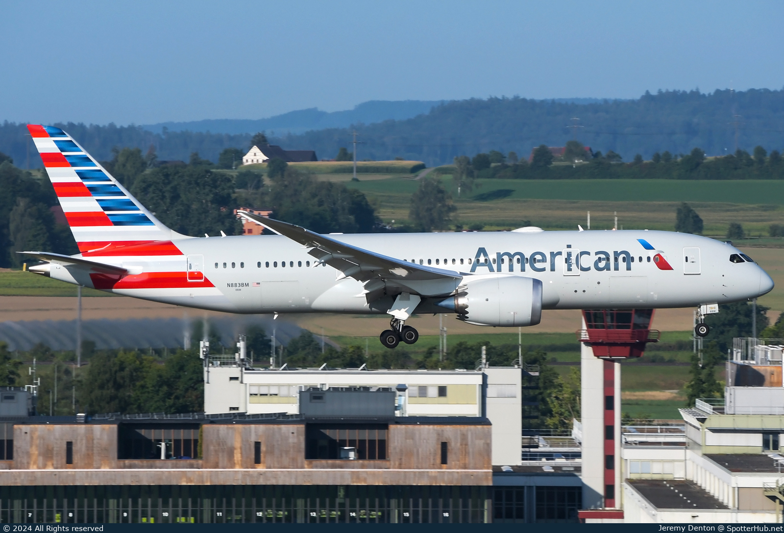 Photo of N883BM - Boeing 787-8 Dreamliner operated by American Airlines