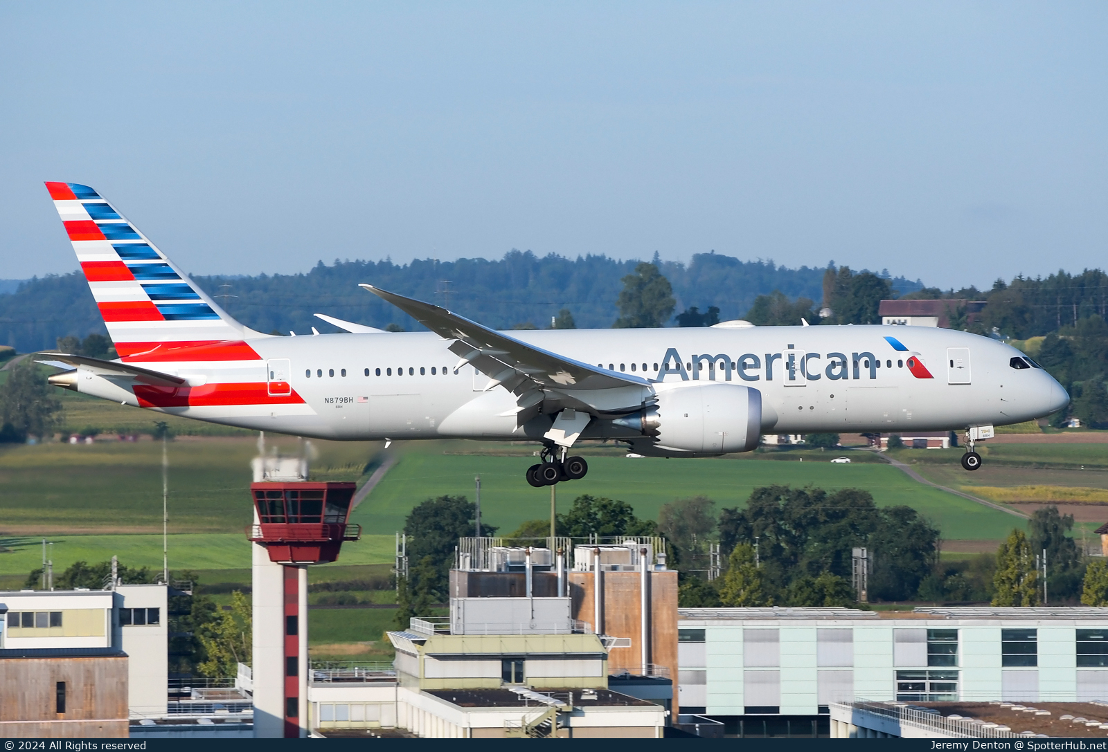 Photo of N879BH - Boeing 787-8 Dreamliner operated by American Airlines