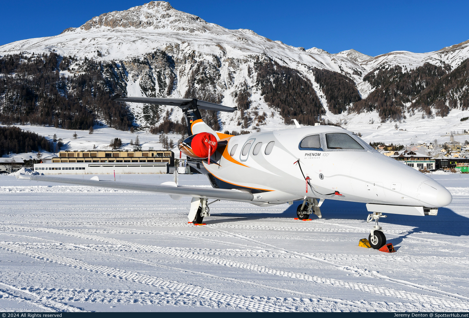 Photo of D-ICSH - Embraer Phenom 100 operated by Private