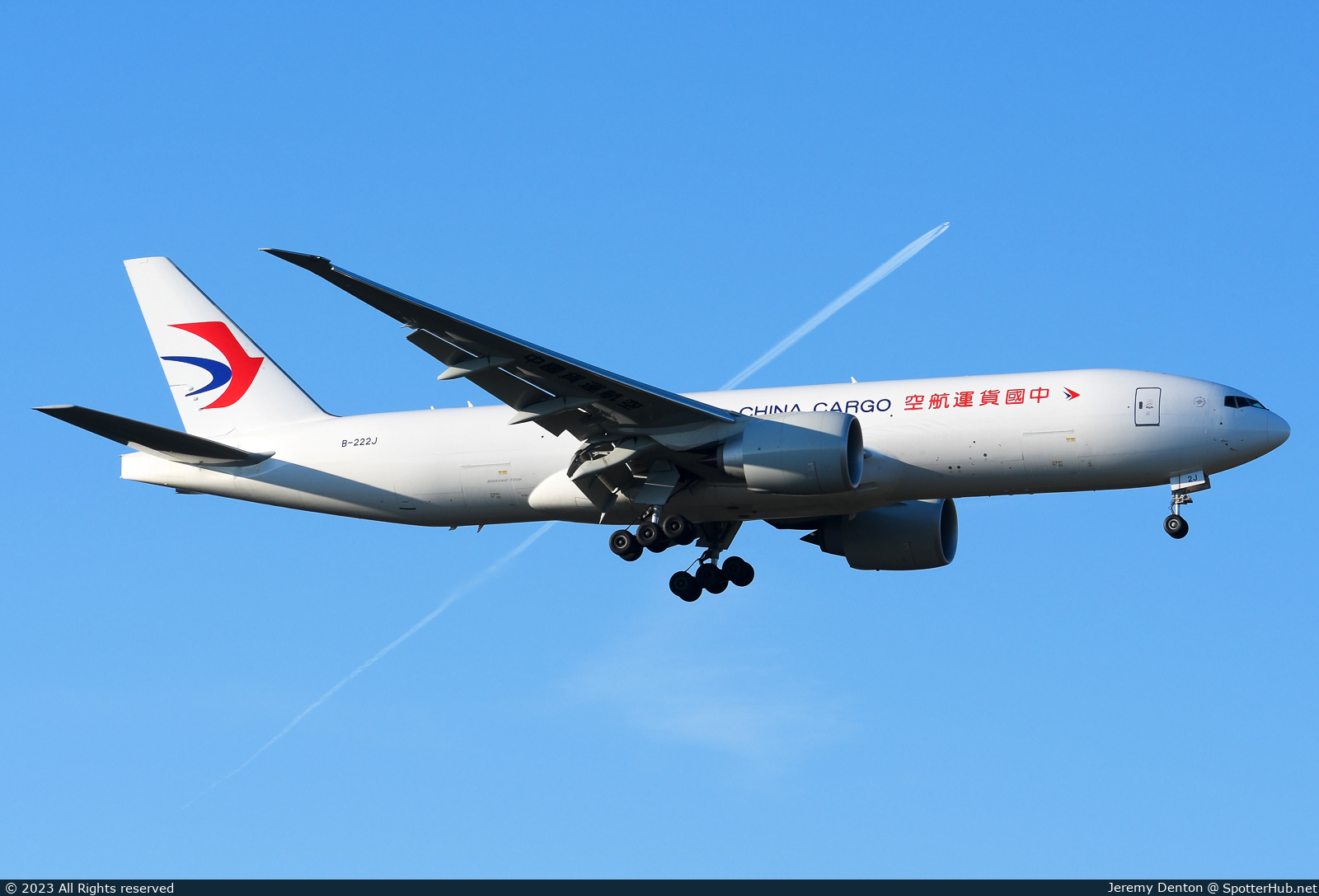 Photo of B-222J - Boeing 777-F operated by China Cargo Airlines