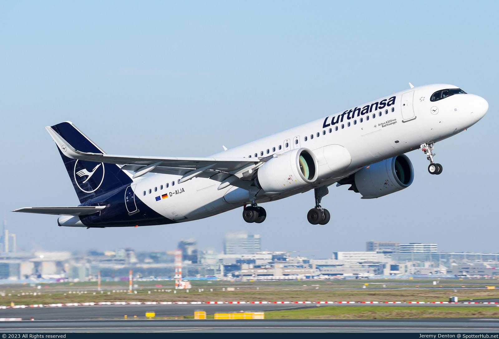 Photo of D-AIJA - Airbus A320-271N operated by Lufthansa