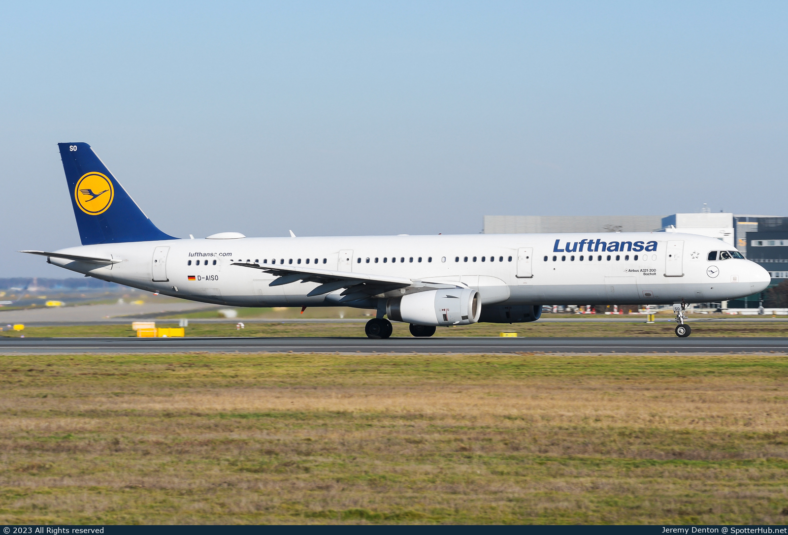 Photo of D-AISO - Airbus A321-231 operated by Lufthansa