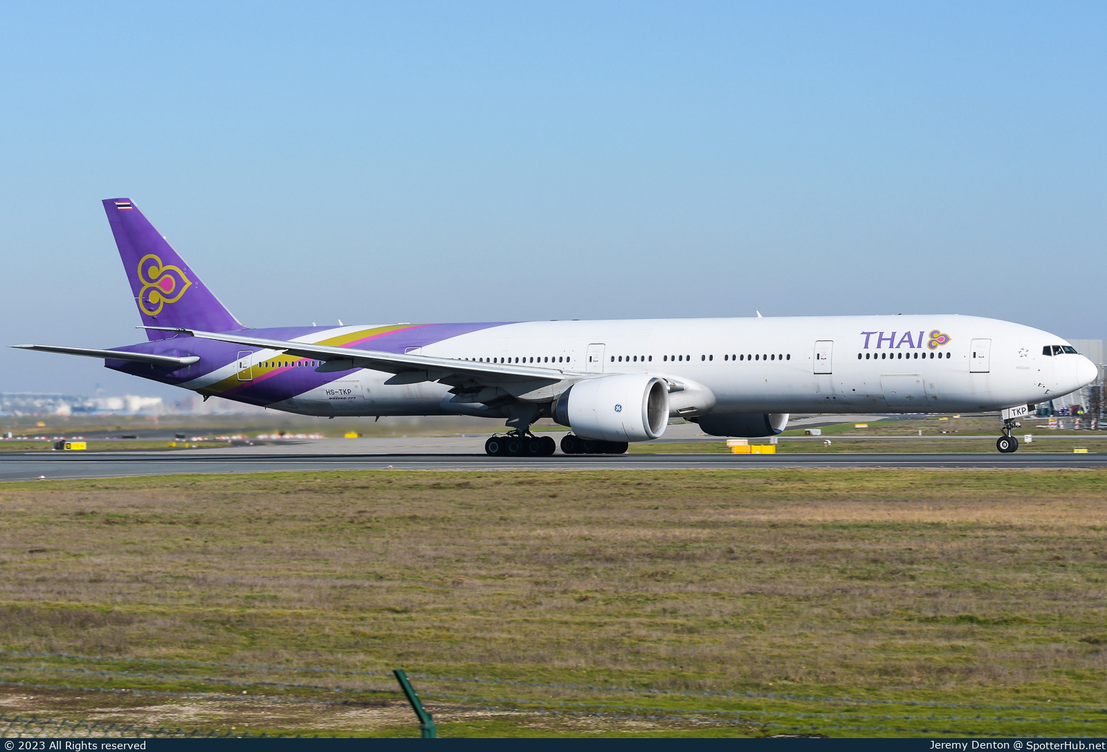 Photo of HS-TKP - Boeing 777-3AL(ER) operated by Thai Airways International