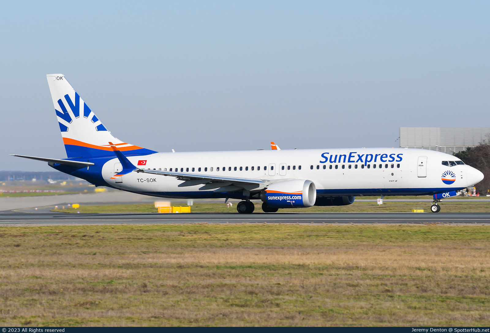 Photo of TC-SOK - Boeing 737 MAX 8 operated by SunExpress