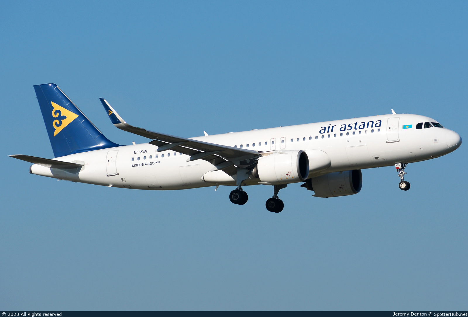 Photo of EI-KBL - Airbus A320-271N operated by Air Astana