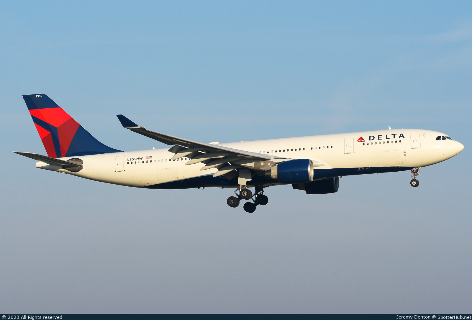 Photo of N855NW - Airbus A330-223 operated by Delta Air Lines