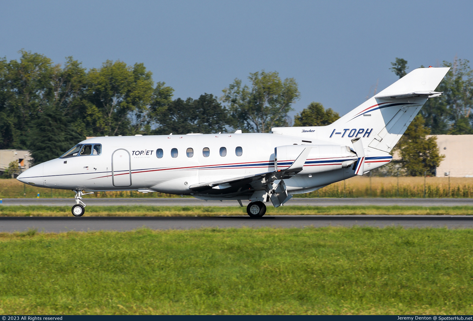 Photo of I-TOPH - Hawker Beechcraft 850XP operated by TopJet Executive