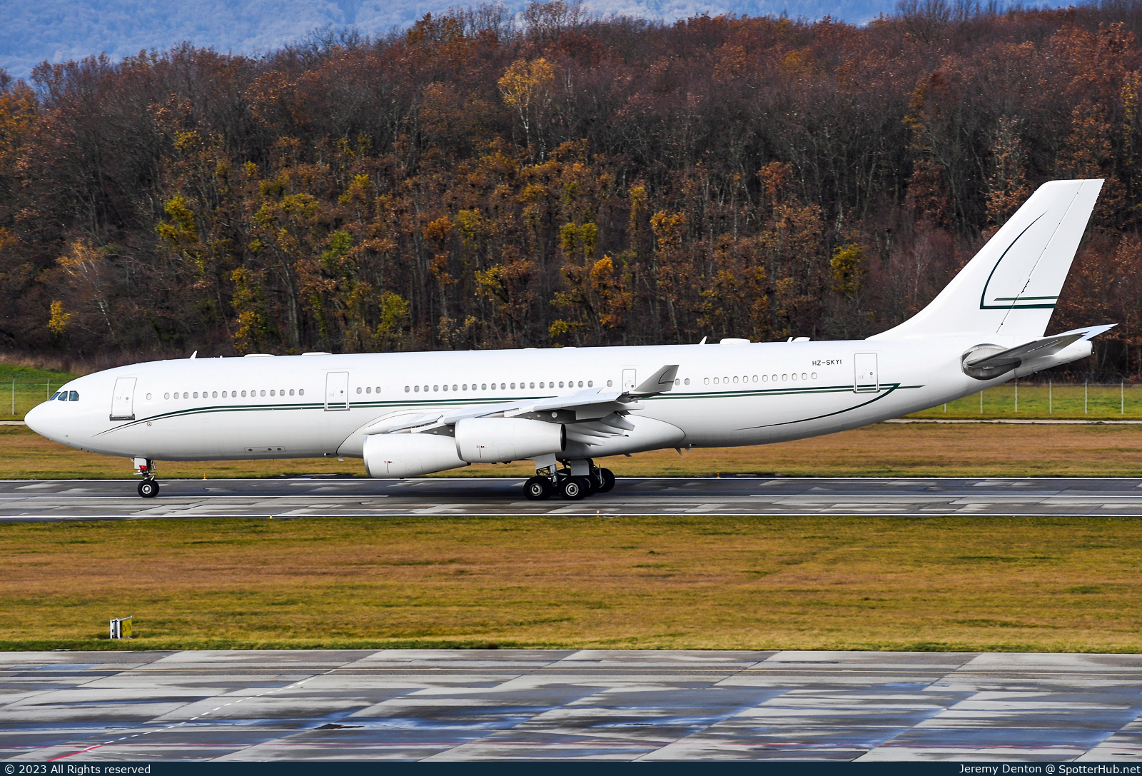 Photo of HZ-SKY1 - Airbus A340-212 operated by Alpha Star Aviation Services