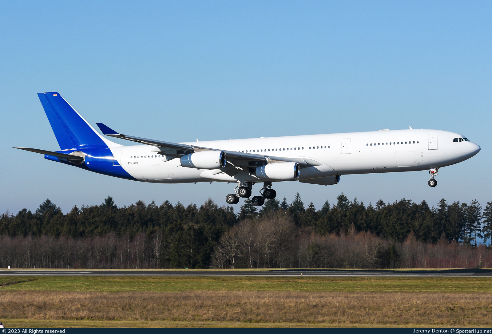 Photo of T7-L340 - Airbus A340-313 operated by Universal Sky Carrier