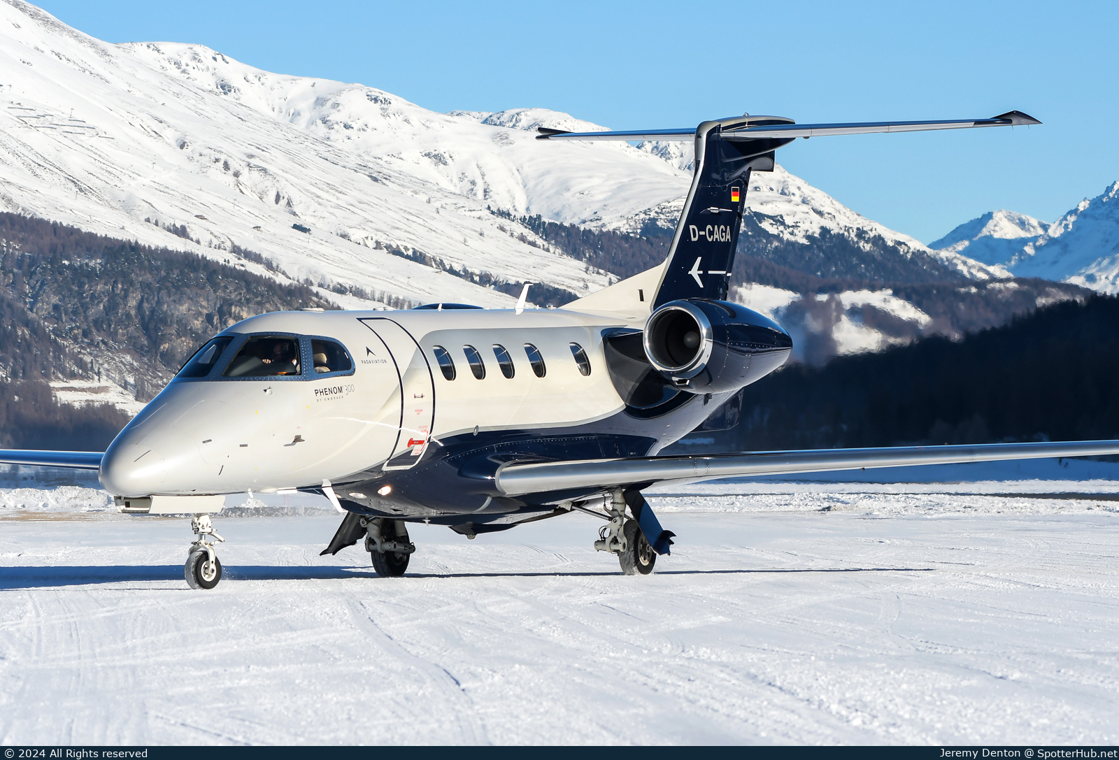 Photo of D-CAGA - Embraer Phenom 300 operated by PAD Aviation Service