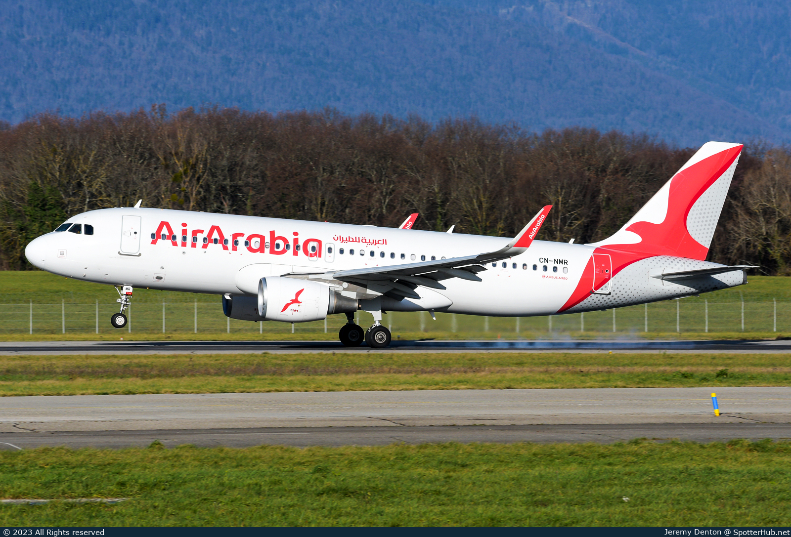 Photo of CN-NMR - Airbus A320-214 operated by Air Arabia Maroc